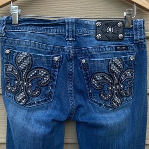 Miss Me Fleur de Lis Rhinestone Embroidered Boot Jeans Size 31